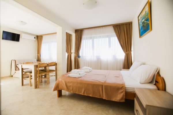 Gonowmonte-discover-montenegro-appartement-36-3